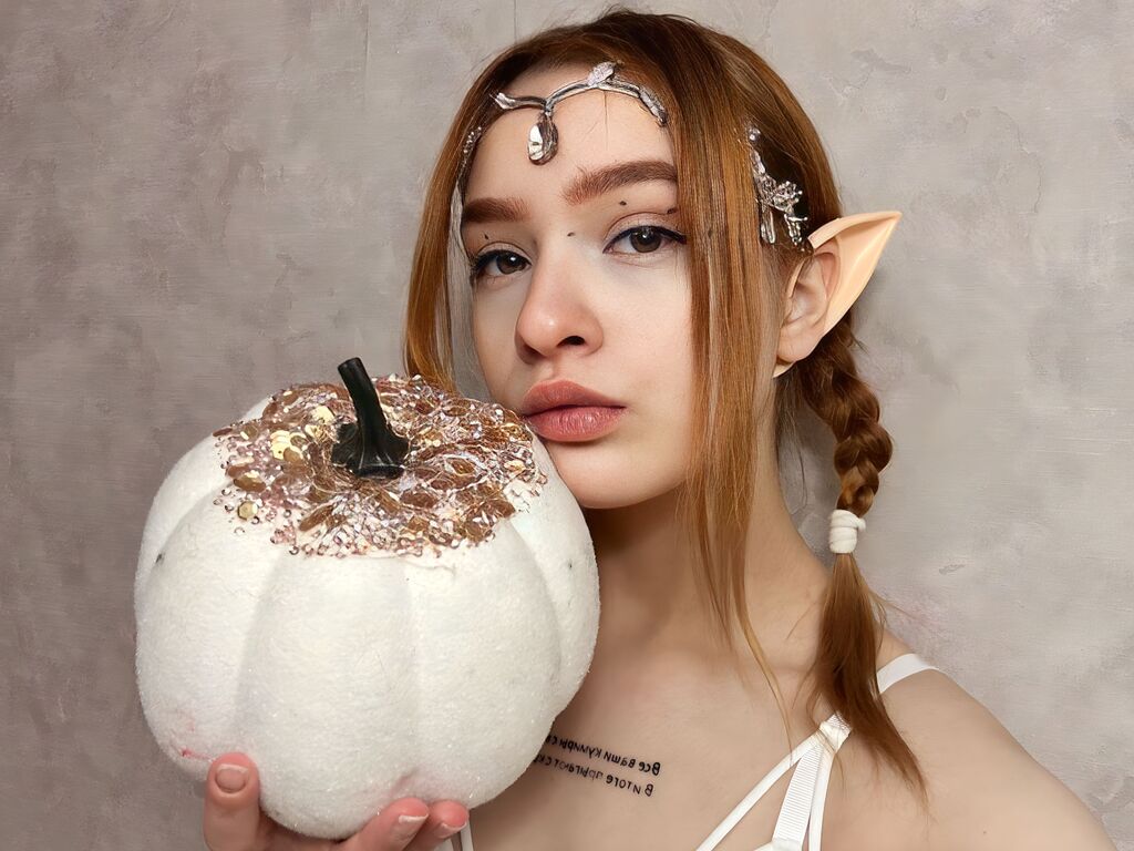 JiaLeen